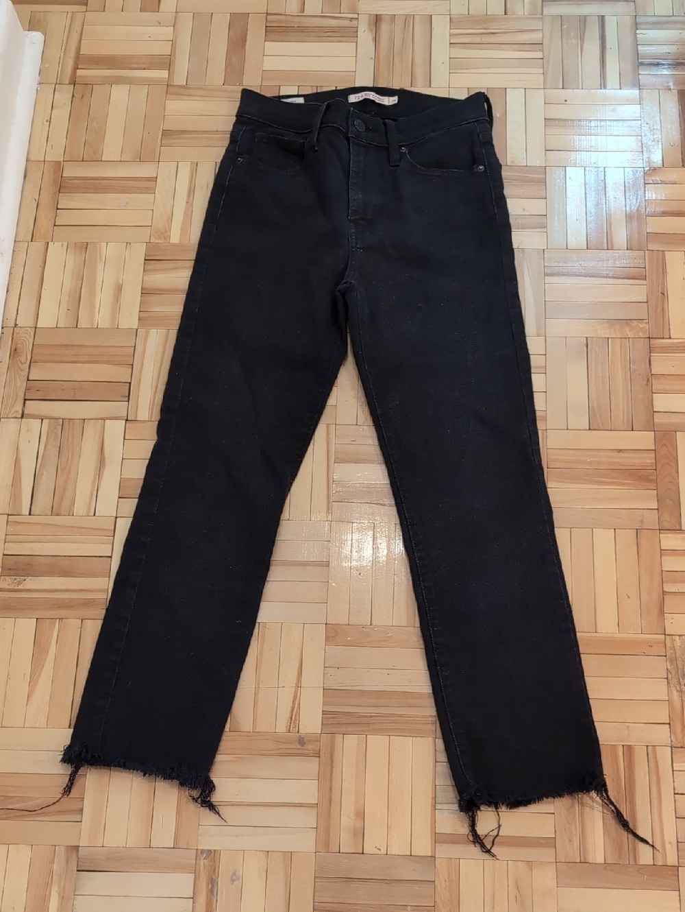 Levi's Row Hem High-Rise Straight Jeans Size 26
